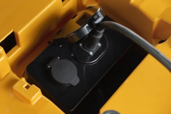 Tondeuse Autoportée à Batterie STIGA Tornado 398e – 98 cm